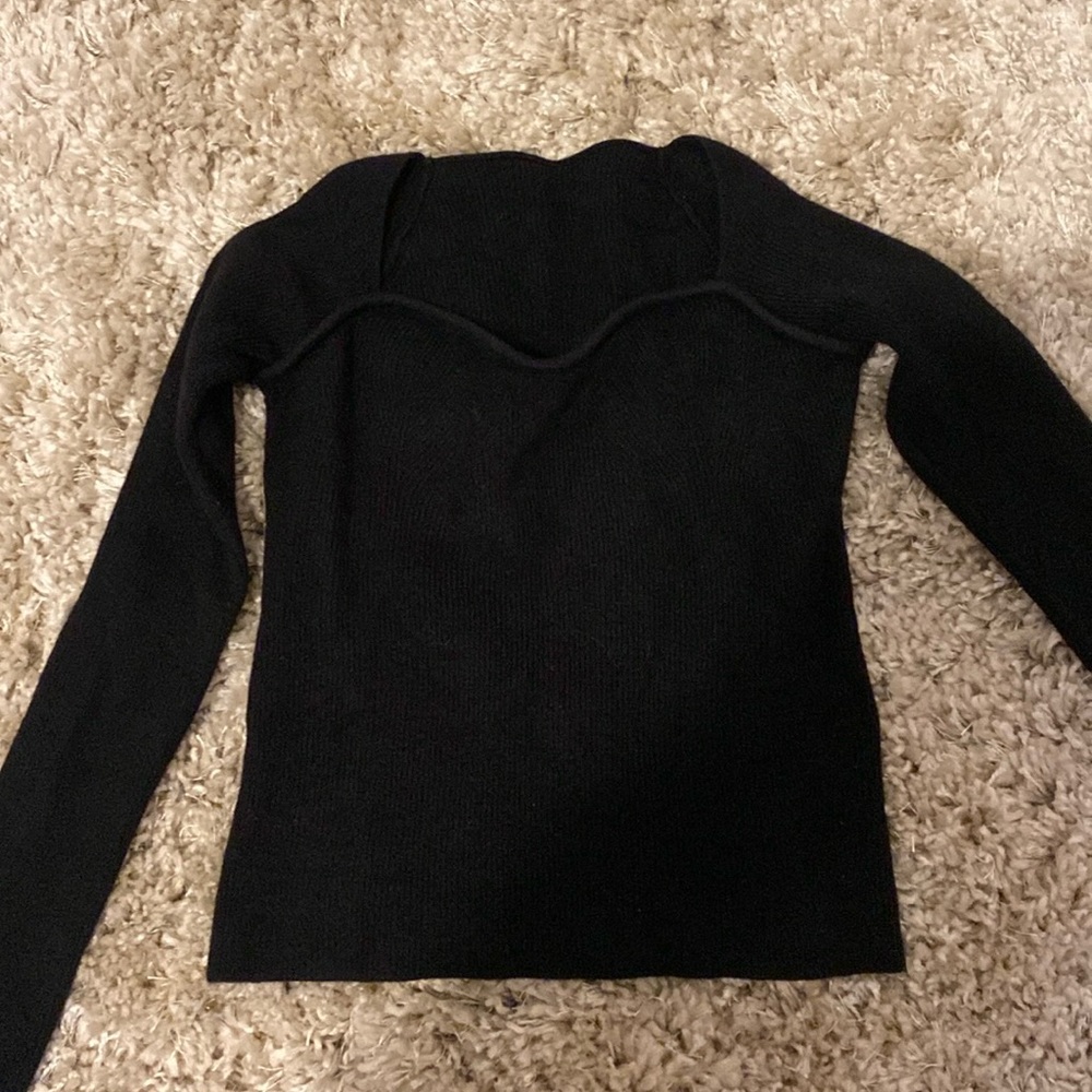 ribbed sweetheart neckline sweater